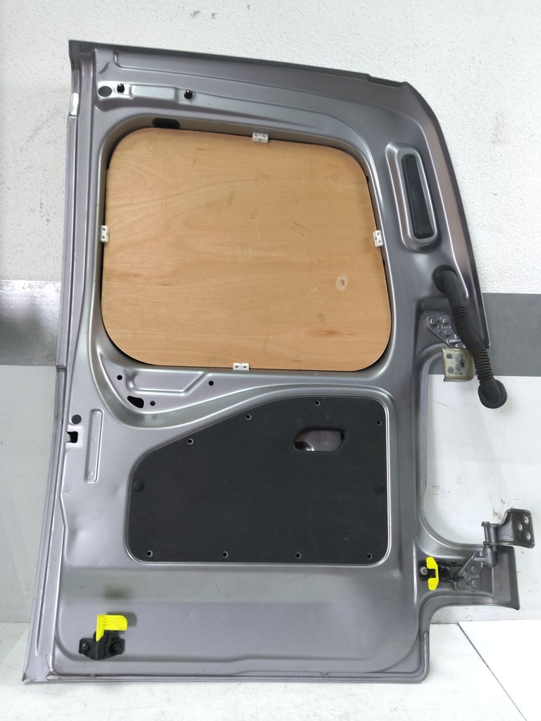 [MTD-520959] Puerta trasera izquierda gris Peugeot Partner K9 2023