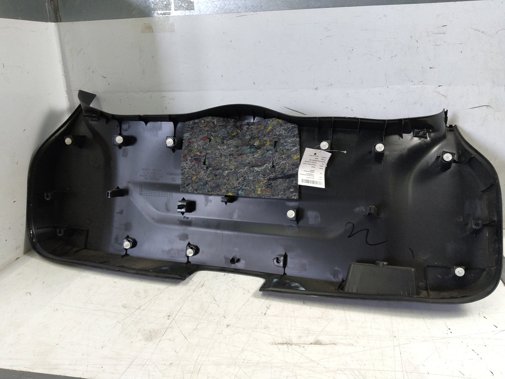 [MTD-528705] Revestimiento del portón trasero Nissan Qashqai MK2 J11