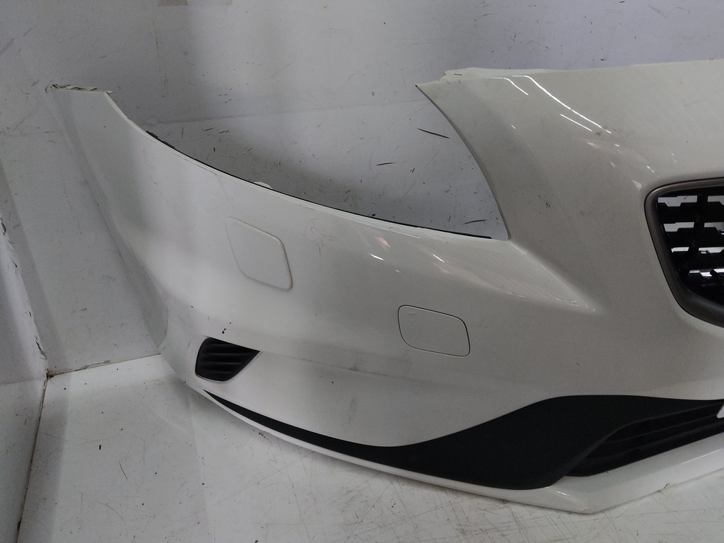 [MTD-525265] Parachoques delantero Volvo V40 2018 b4204t38 2.0