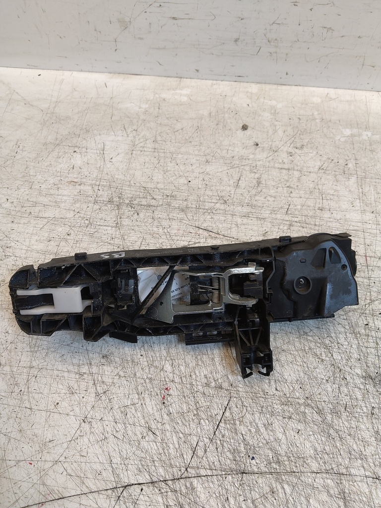 [MTD-528654] Manilla de puerta Mercedes Clase C W205