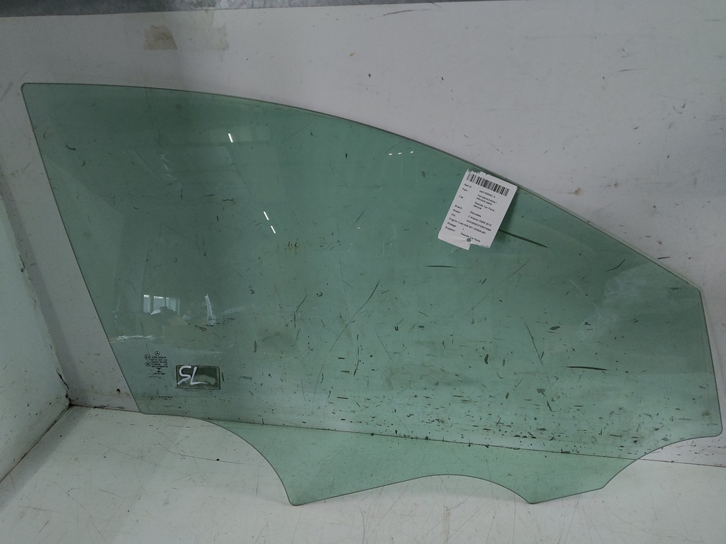 [MTD-528669] Cristal de ventana Mercedes-Benz Clase C W205