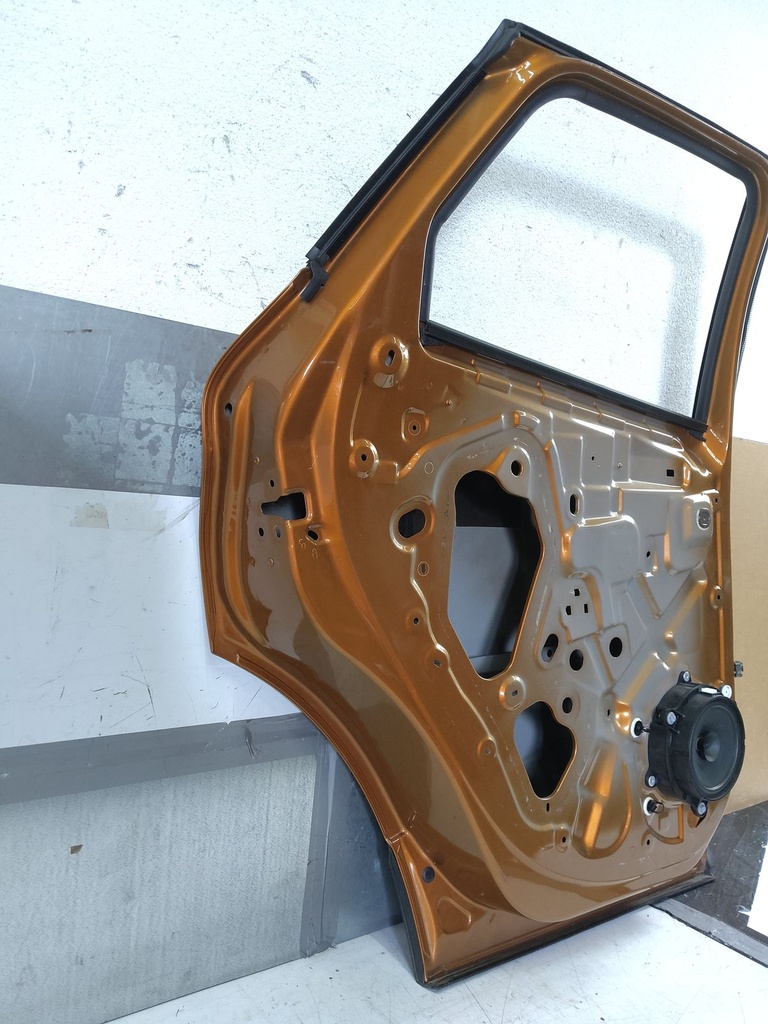 [MTD-531933] Puerta trasera Renault Captur I 2019 H4B408 H4B 0.9 tce
