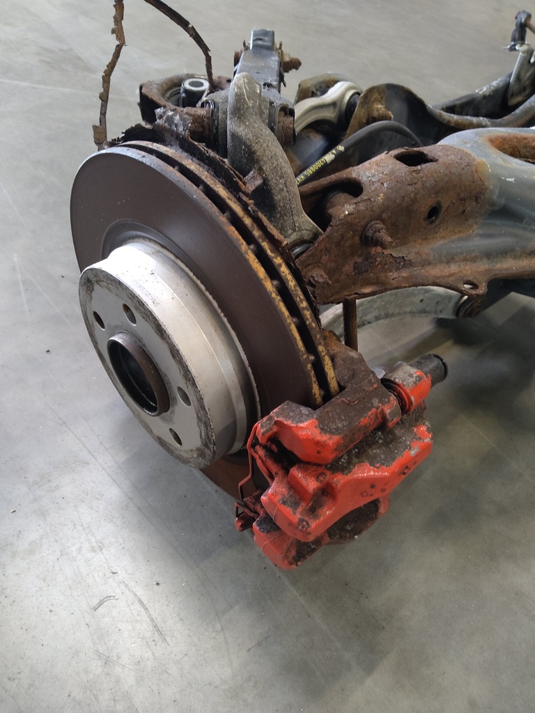 [MTD-528674] Soporte de eje trasero Mercedes-Benz Clase C C204