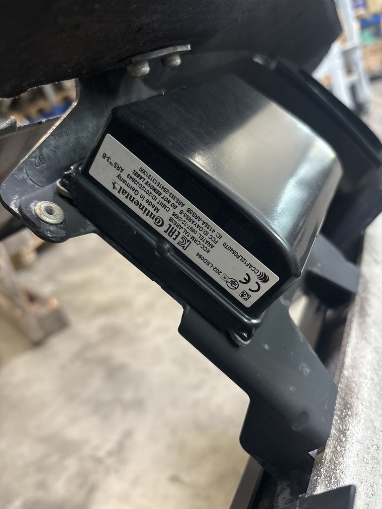 [MTD-506364] Soporte de rejilla del radiador BMW F80 F30 Serie 3 330d N57D30A
