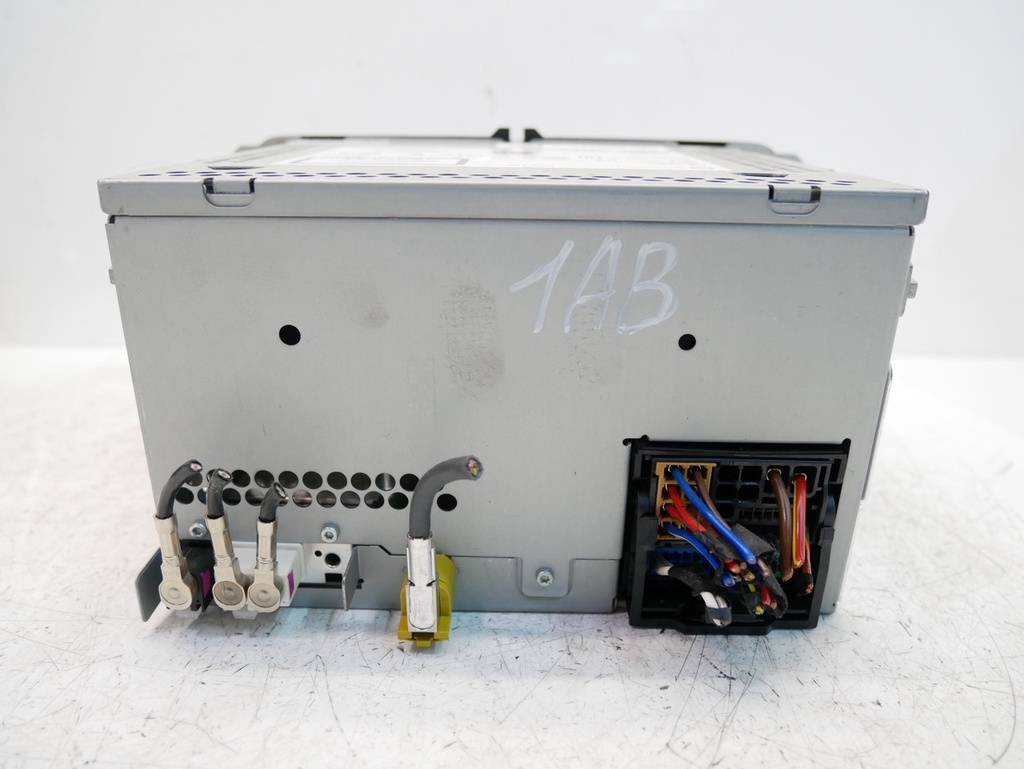 [MTD-491875] Radio VW Amarok 3.0 TDI 4motion DDX DDXB 5K7035200K