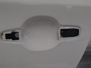 Puerta trasera izquierda polar blanca W32B Mitsubishi L200 2.4 4N15