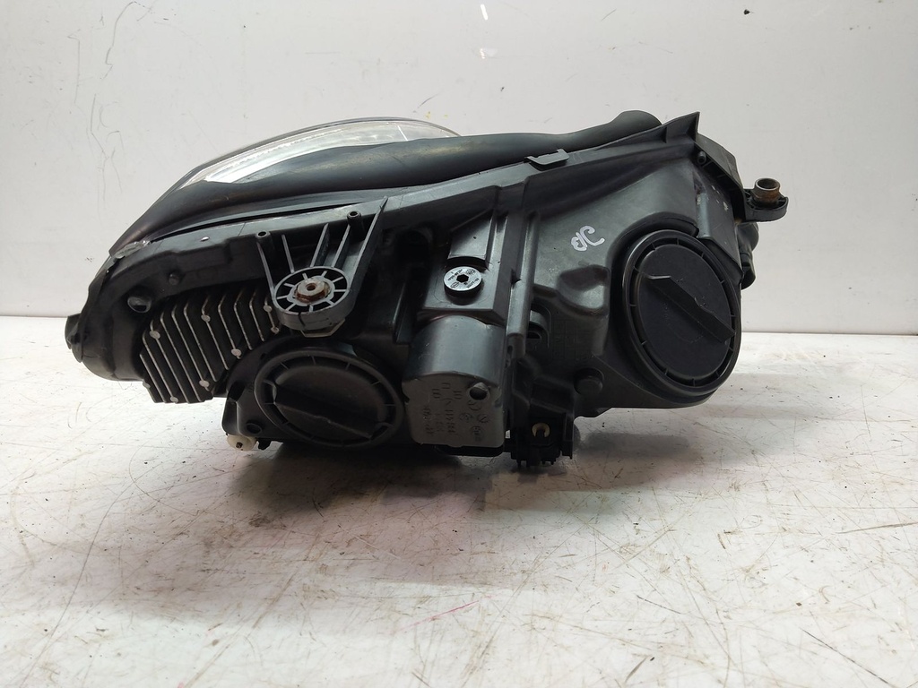 [MTD-518066] Faro delantero izquierdo Mercedes Clase E W212 2.2 OM651.924 A2128201959