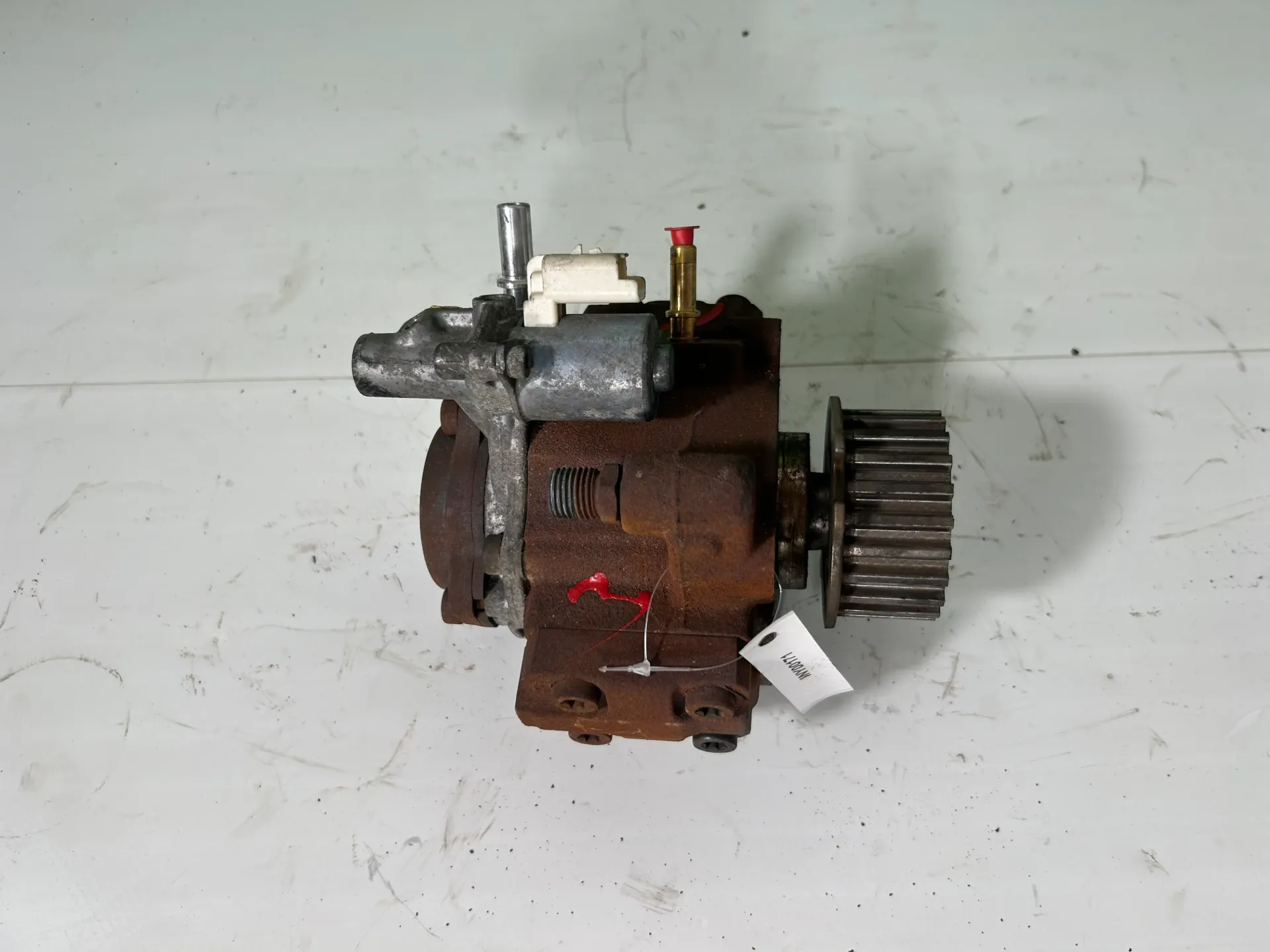 Bomba inyectora Citroen C4 1.6 HDI 9HR DV6C 9H05 9672605380