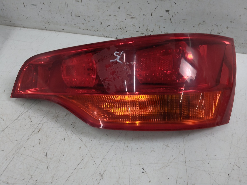 [MTD-528601] Luz trasera Audi Q7