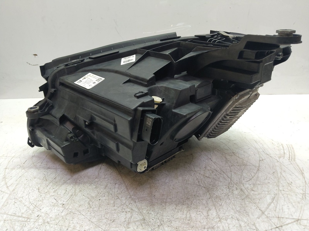 [MTD-524734] Faro derecho Mercedes-Benz E-Klasse W213 AMG 63 2019 996 MANUFAKTUR