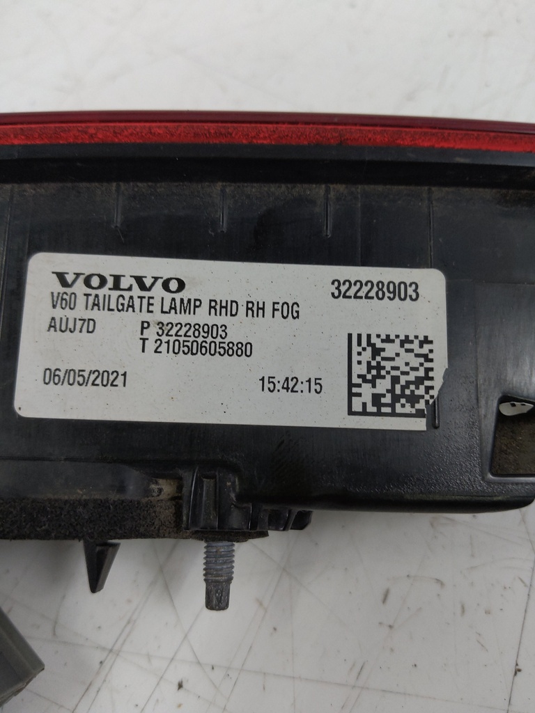 [MTD-528506] Piloto trasero derecho Volvo V60