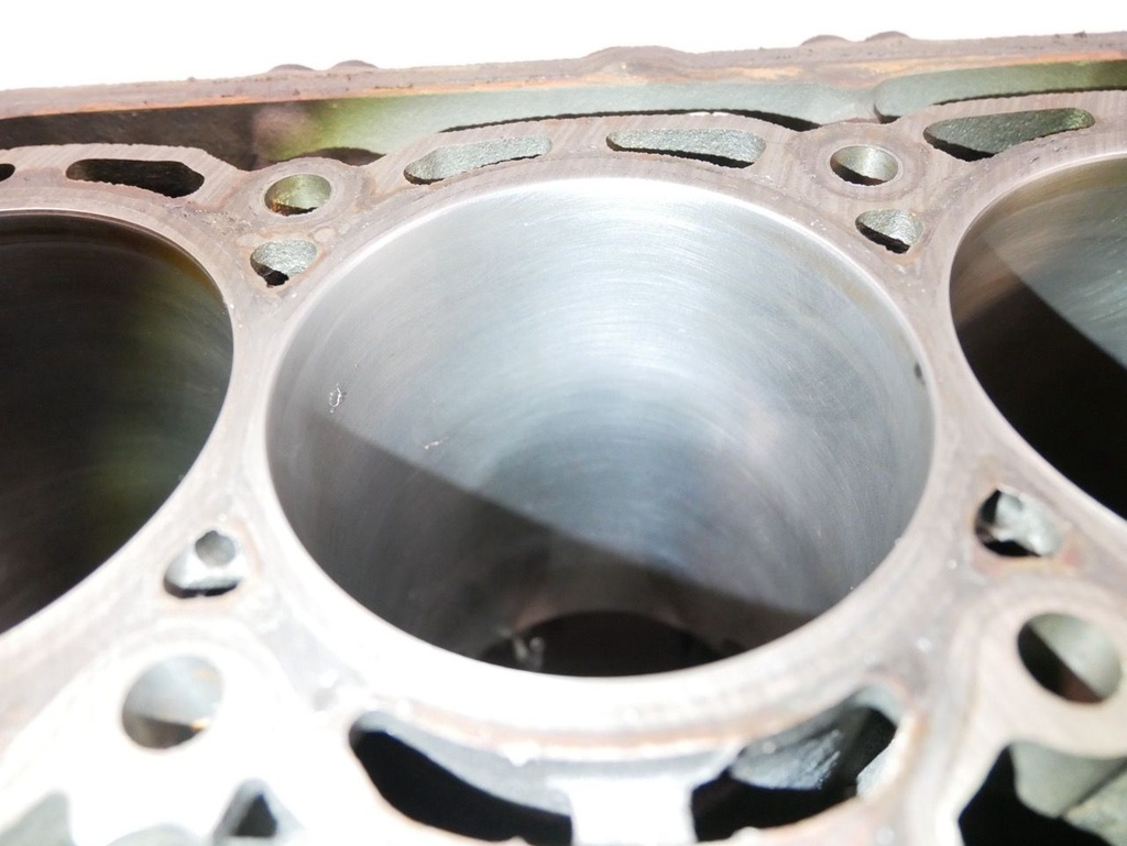 [MTD-473133] Bloque motor Audi A4 A5 A6 Q5 2.0 TFSI CAEB CAE 06H103021L