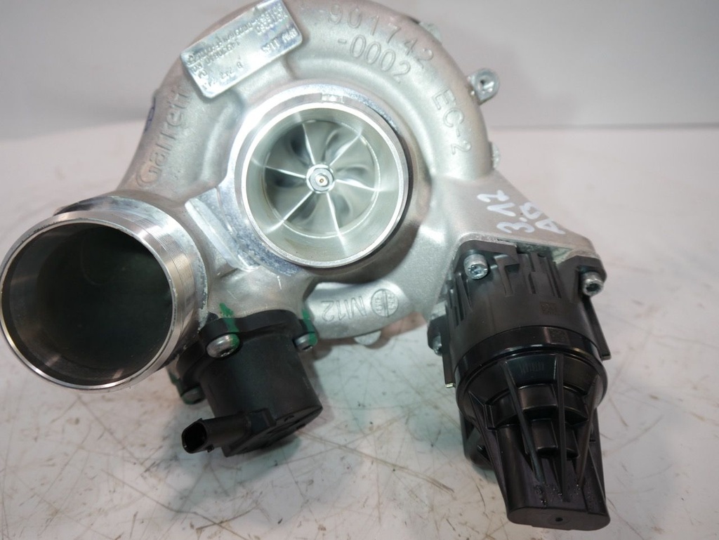 [MTD-489209] Turbocompresor BMW XM G09 4.4 V8 S68B44A 8747743