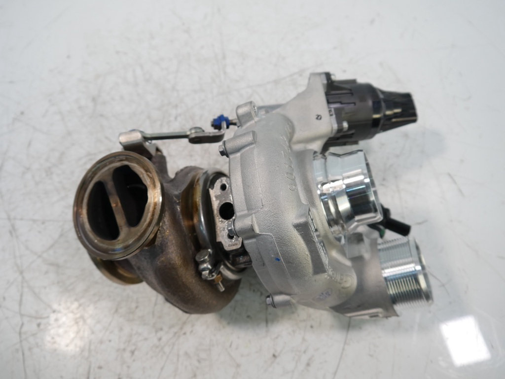 [MTD-491473] Turbocompresor BMW XM G09 4.4 V8 S68 23km