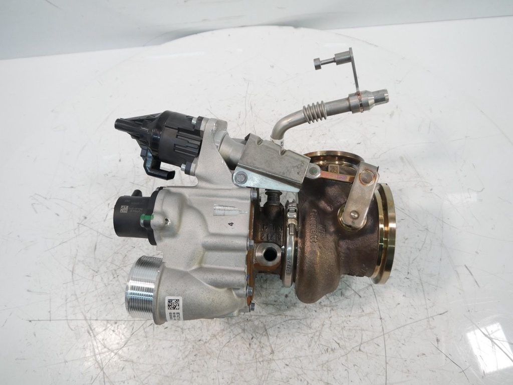 [MTD-491478] Turbocompresor BMW XM G09 4.4 V8 S68 8747744 26km