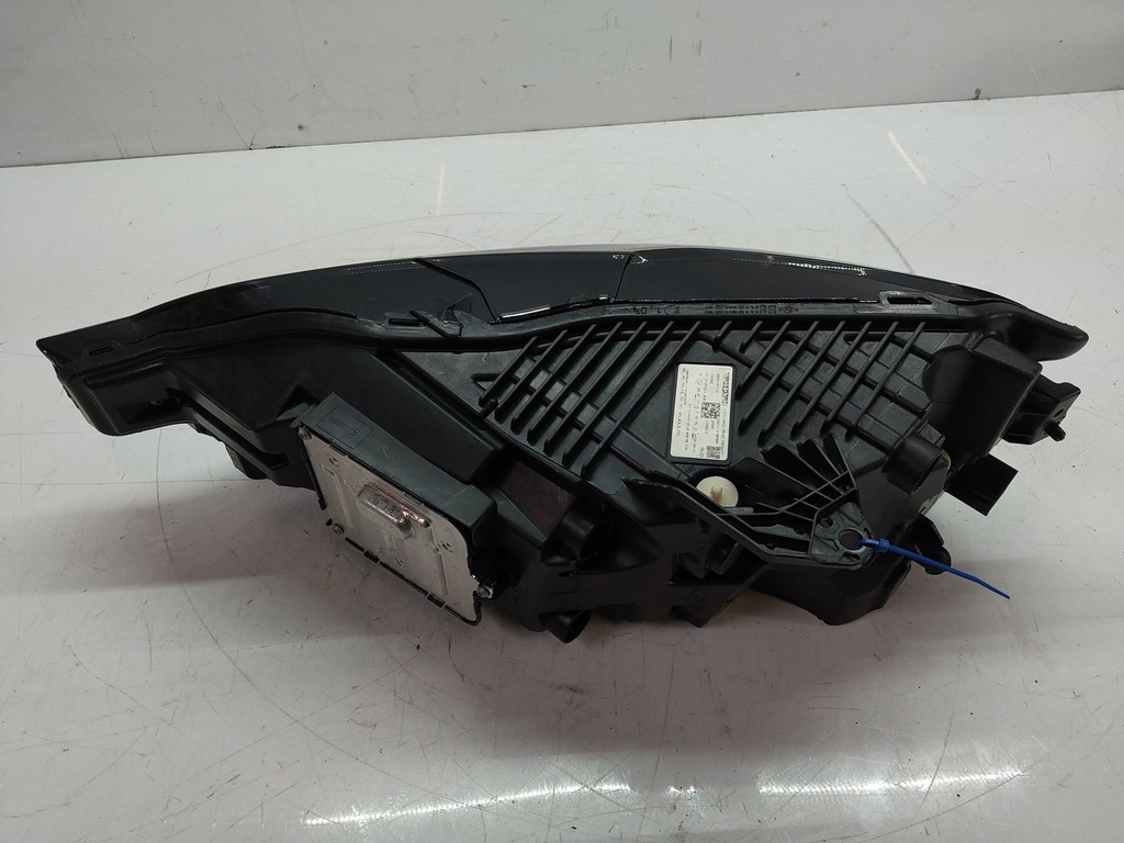 [MTD-514510] Faros delanteros Volvo XC60 246 2.0 B4 Hybrid D420T8 D42 32404712