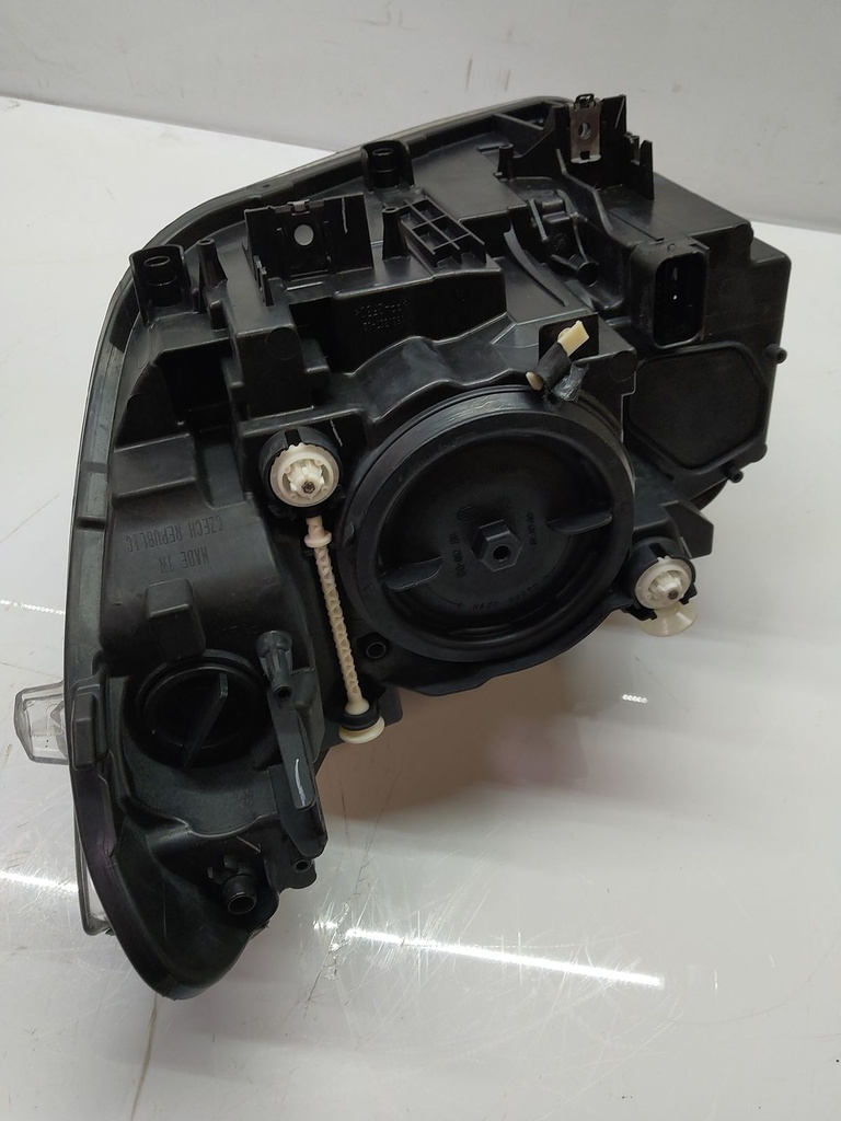 [MTD-504463] Faro delantero derecho BMW Serie 1 F20 1.5 116d B37D15A 7358394