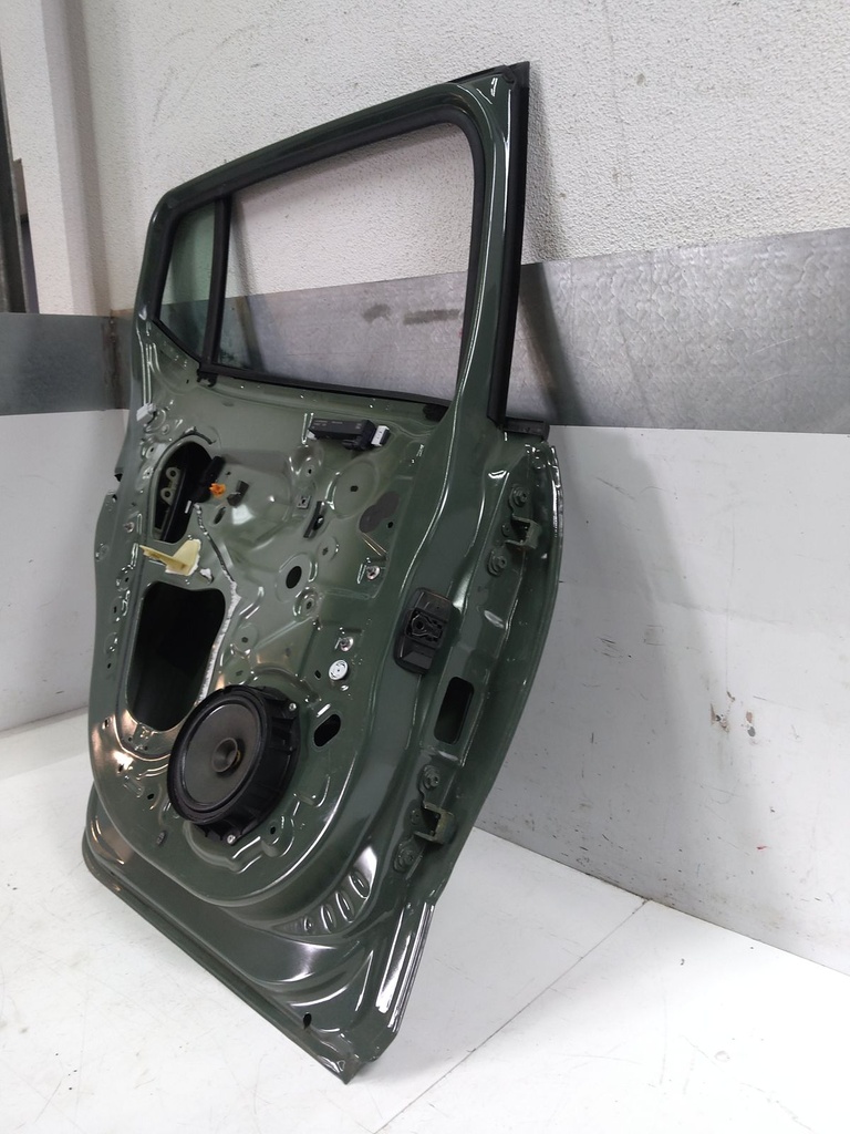 [MTD-520859] Puerta trasera izquierda Dacia Sandero III 1.0 TCe H4D470
