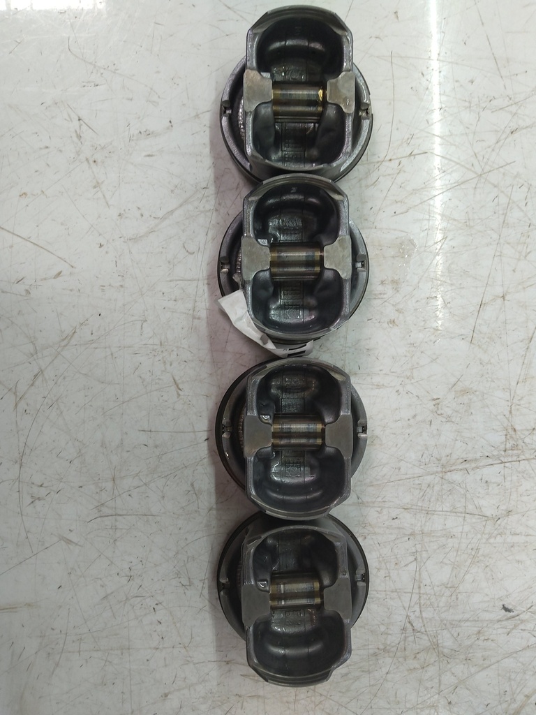 [MTD-528435] Juego de 4 pistones Kia Optima 2.4 Híbrido