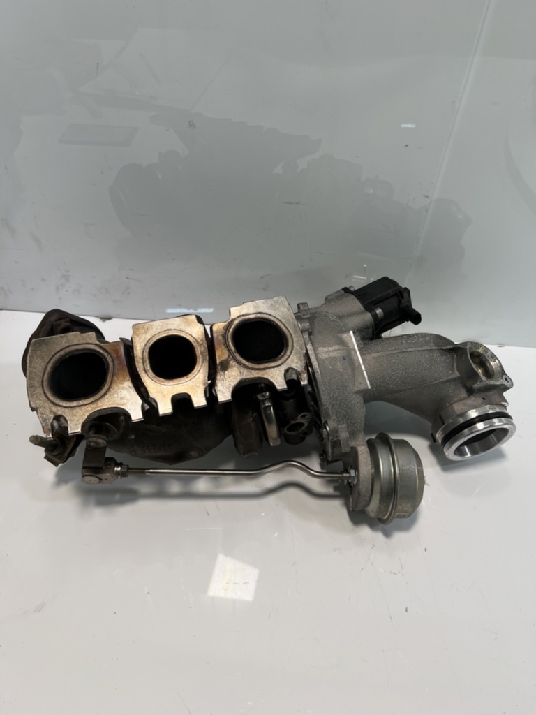 [MTD-417573] Turbocompresor Mercedes GLC 300 AMG 43 4MATIC M276.823 2017