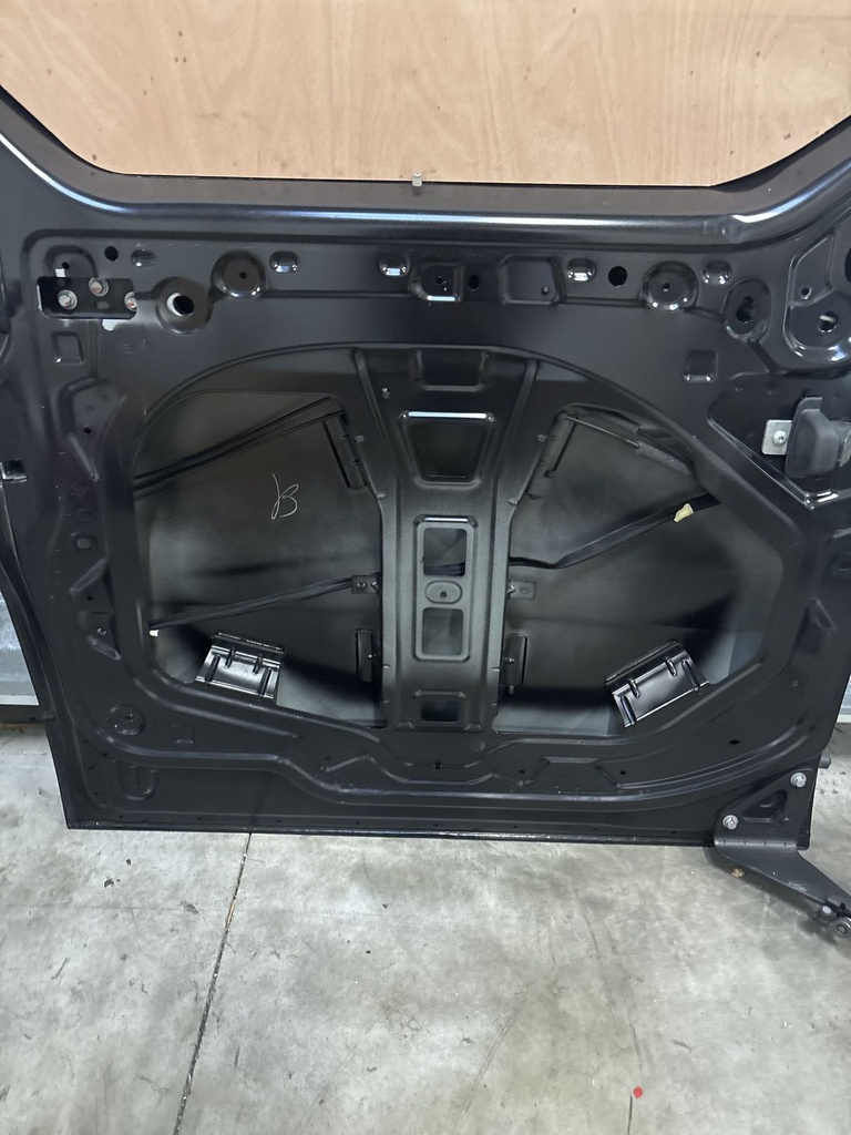 [MTD-499706] Puerta corredera izquierda Negro Renault Trafic 2.0 dCi M9R717 2025