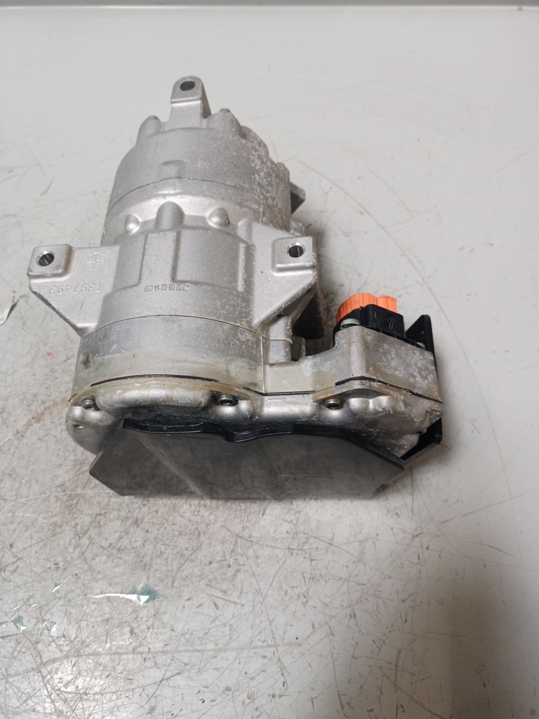 [MTD-429651] Compresor de aire acondicionado Nissan Qashqai J12 1.5 VC-T e-Power KR15DDT KR15 926006UM0B