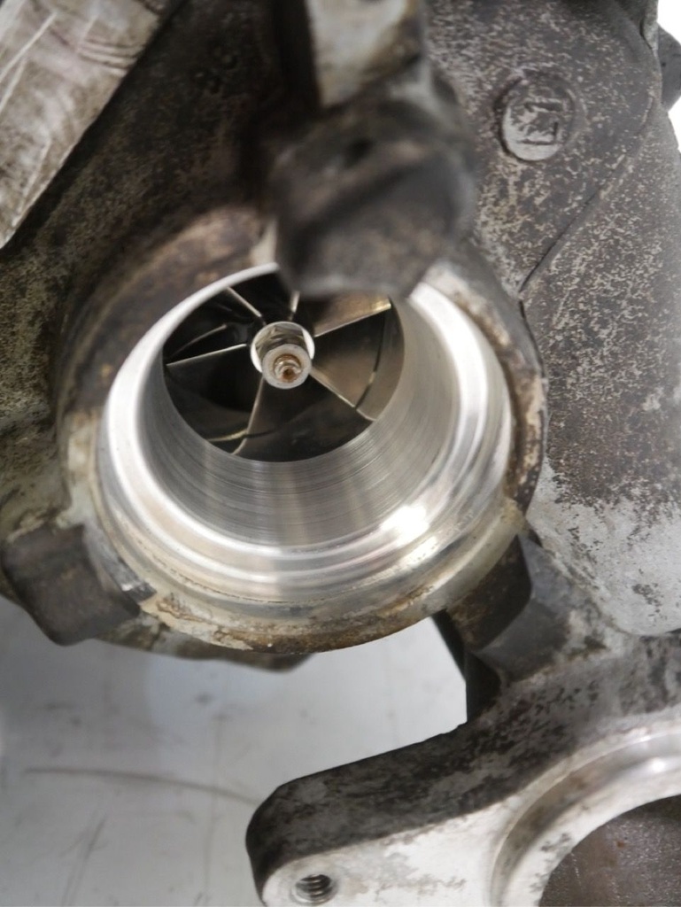 [MTD-477798] Turbocompresor Audi A4 B9 A5 A6 2.0 TDI 204 CV 05L253019K