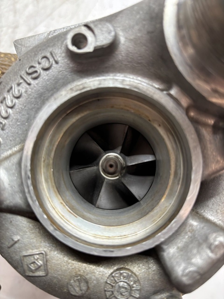 [MTD-483670] Turbocompresor Audi A6 C7 S6 A7 S7 4.0 quattro V8 CEUC CEU 079145704E
