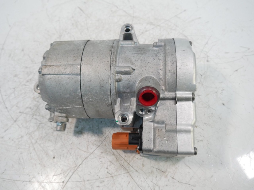 [MTD-491644] Compresor de aire acondicionado BMW XM G09 4.4 V8 S68B44A 5A84873