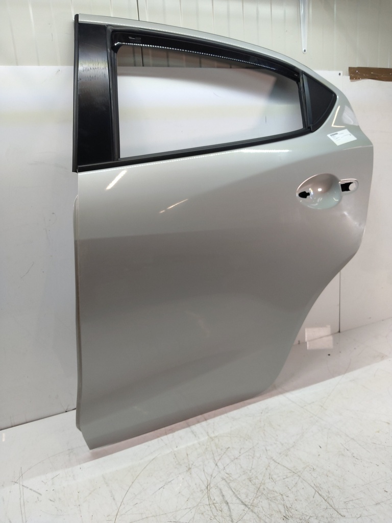 [MTD-512540] Puerta trasera izquierda Mazda 2 1.5 P5X0 D09L73010