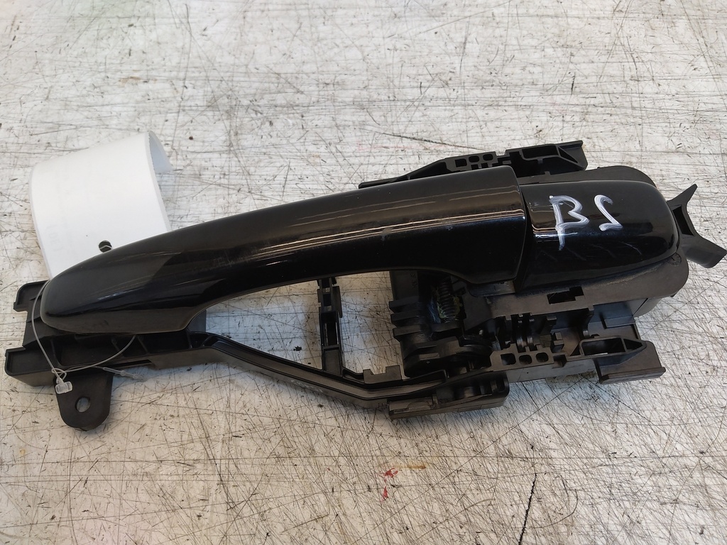 [MTD-528373] Manilla exterior trasera izquierda Volvo V40