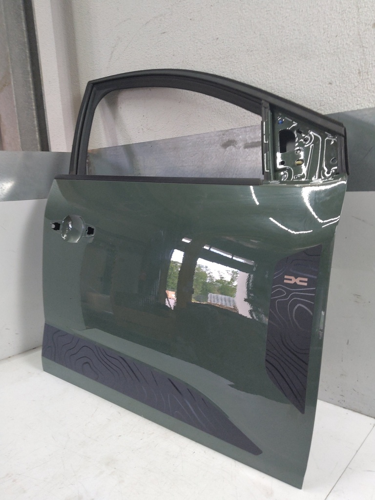 [MTD-521193] Puerta delantera derecha Dacia Sandero III 1.0 TCe H4D470 H4D 801123179R VERDE