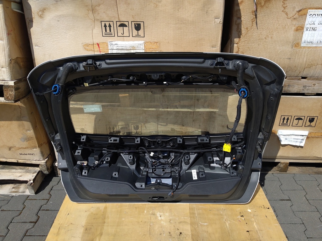 [MTD-524940] Portón trasero Vauxhall Opel Astra MK VIII 2023 YHZ YH01 1.5 TD 50153440
