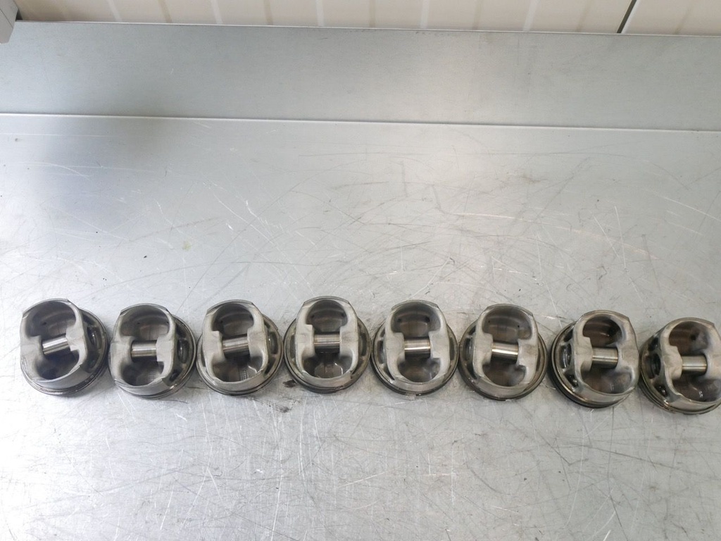 [MTD-426631] 8x pistones BMW Serie 7 F01 F02 F03 F04 4.4 V8 750i N63B44A N63