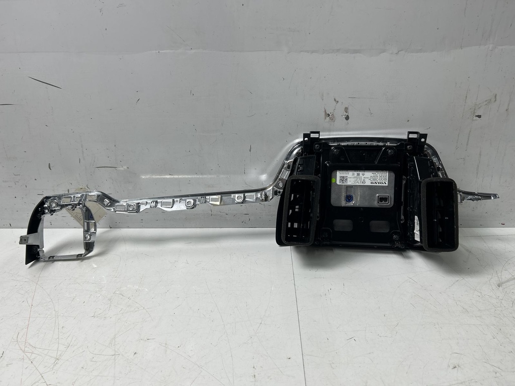 [MTD-497623] Pantalla del cuadro de instrumentos Volvo V60 MK2 Cross Country 227 D420T8 2022