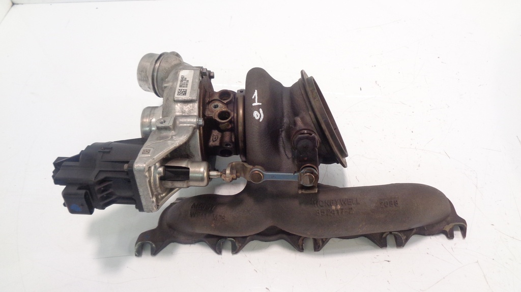 [MTD-394373] Turbocompresor BMW 530i G31 2.0 gasolina B48B20B 8631904
