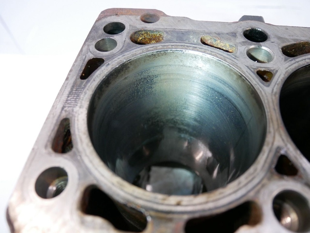 [MTD-494590] Bloque motor Audi A4 B8 A5 Q5 2.0 TDI CJC CJCB 03L021CG