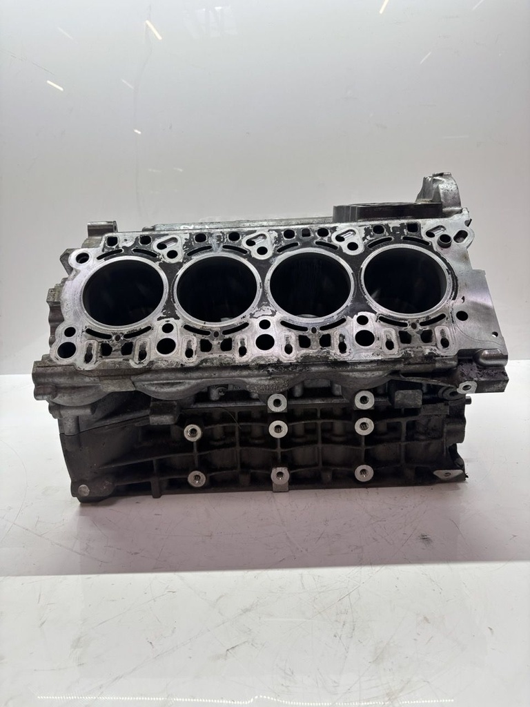[MTD-501903] Bloque motor Defectuoso Porsche Cayenne 4.5 V8 gasolina M48.00 9481011117R