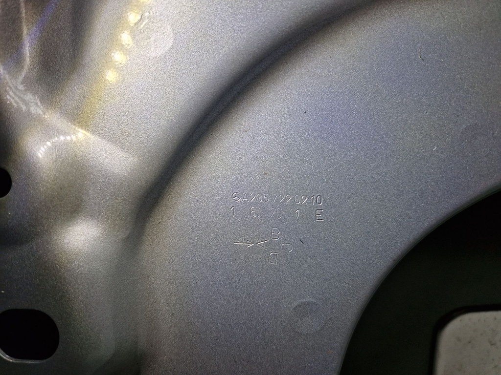 [MTD-497109] Puerta Mercedes Clase C W205 A2057220210