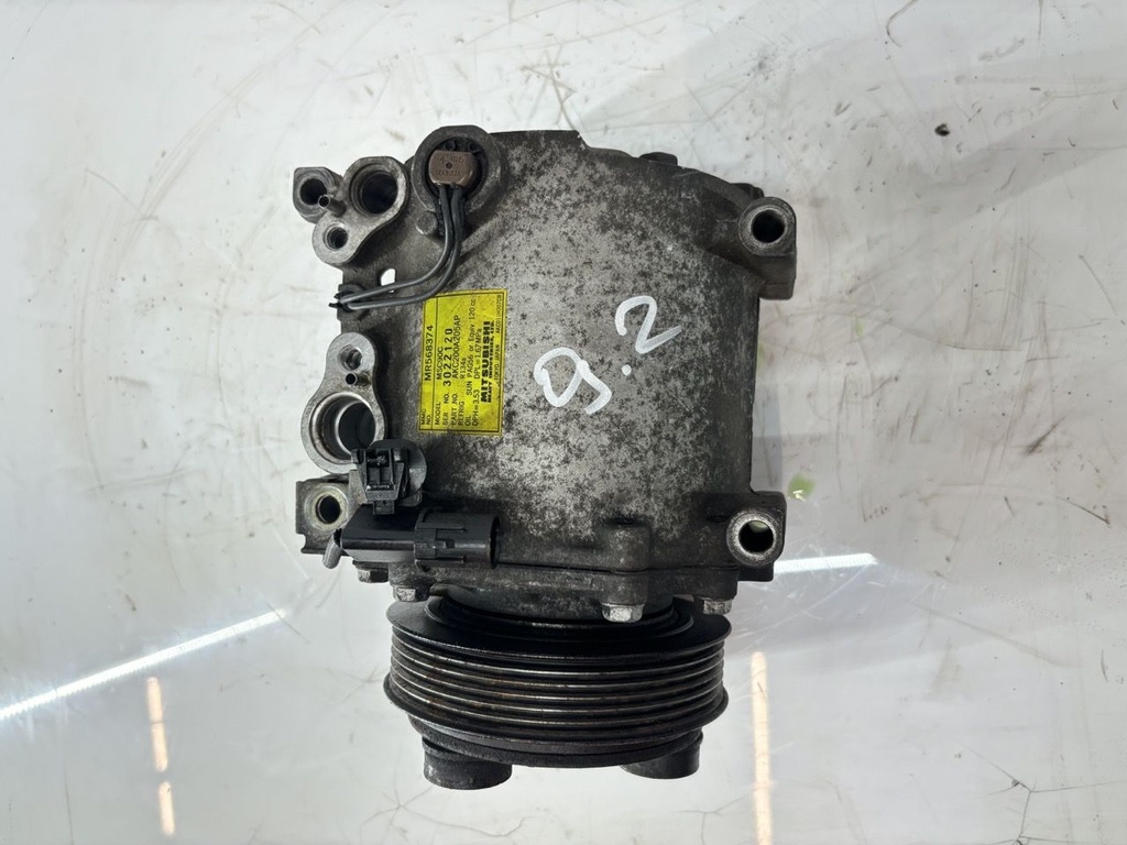 [MTD-442885] Compresor de aire acondicionado Mitsubishi Lancer VII 2.0 Turbo Gasolina 4G63 MR568374