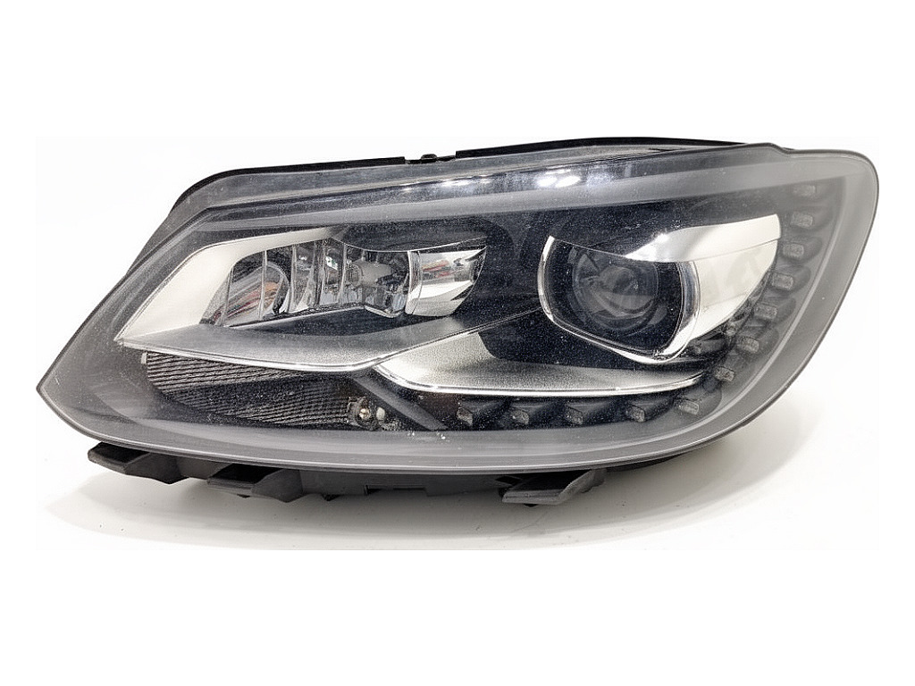 [STARK-934262] Faros delanteros izquierdo VW Touran (1T3) 2010-2015 2.0 TDI