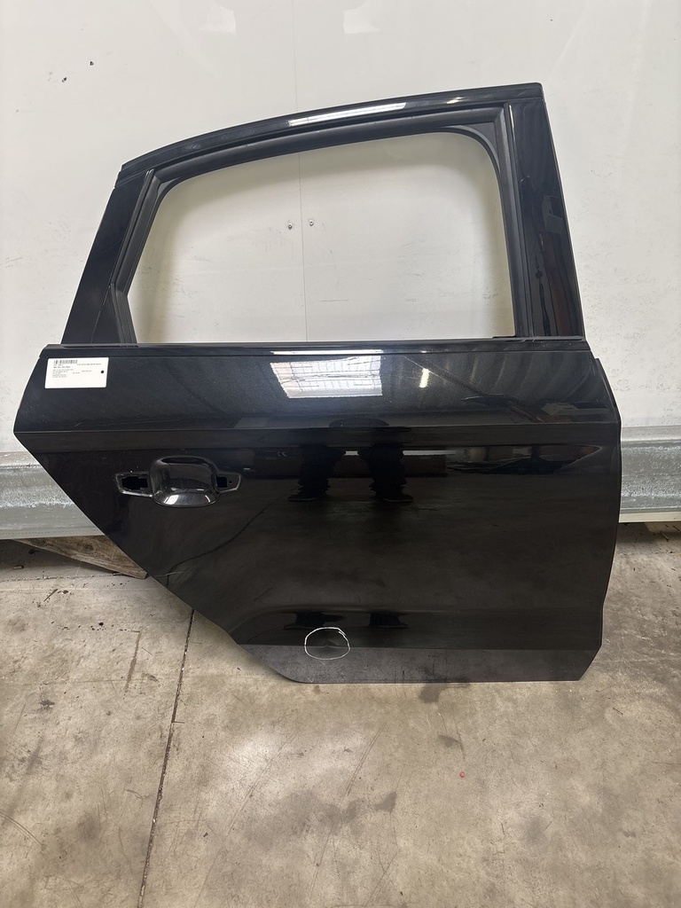 [MTD-510784] Puerta Audi A3 8VM 2.0 quattro Gasolina DJHA DJH 8V5833052C