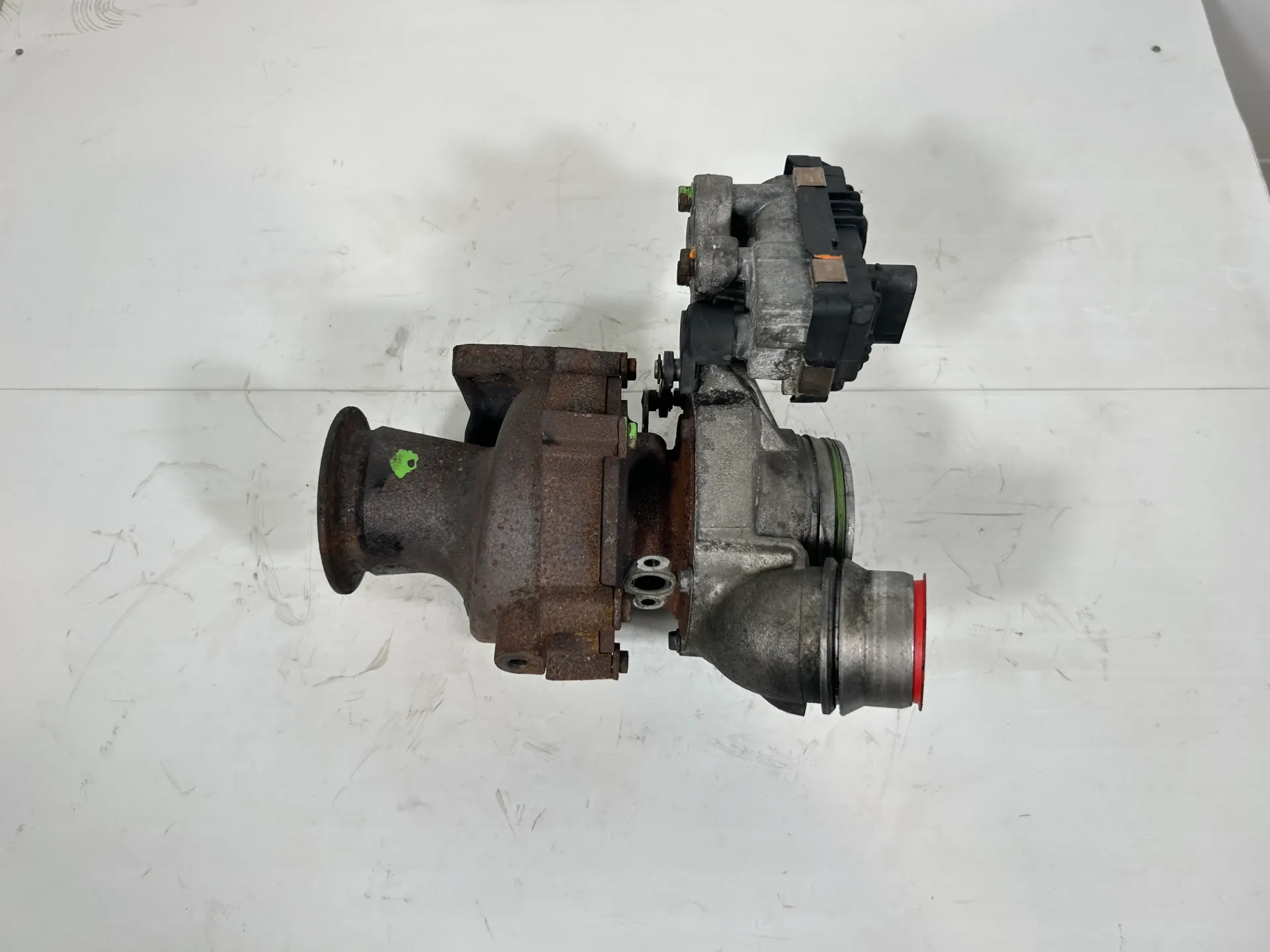 Turbo BMW 520d F11 2,0 D N47D20C 8519477 8515188