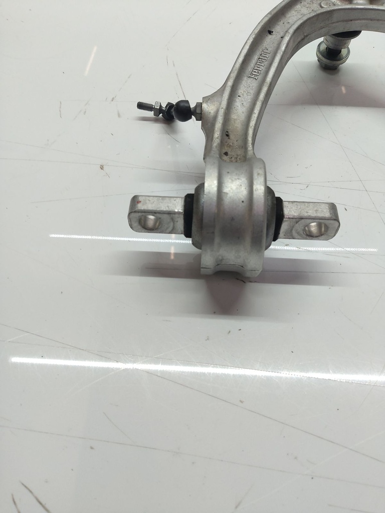 [MTD-507492] Brazo de suspensión FERRARI 296 GTS CABRIOLET 3.0 V6 Hybrid F163BC PHEV 331575