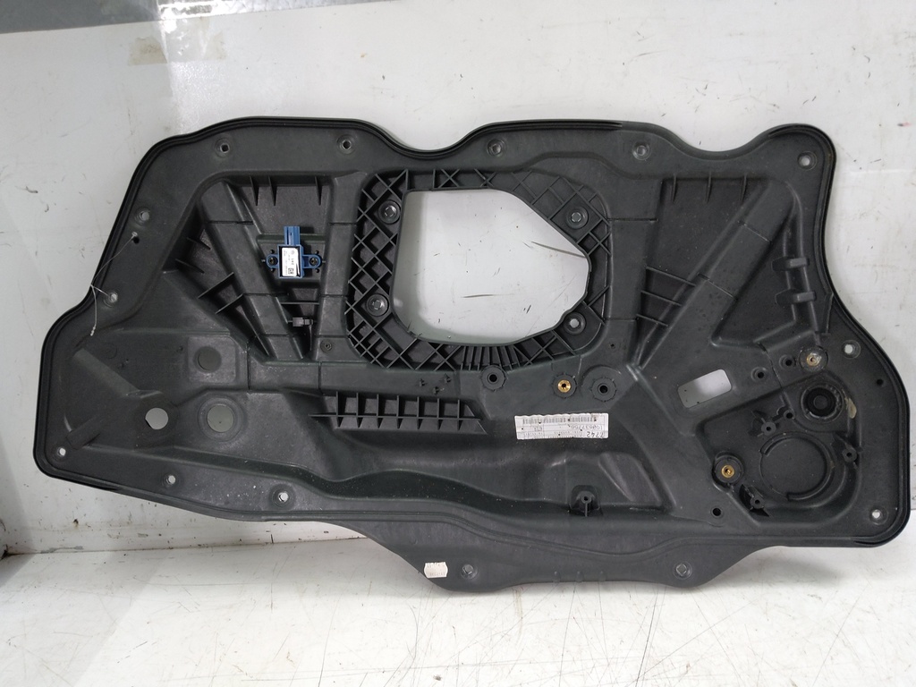 [MTD-528205] Panel interior de puerta VW Scirocco III (1Q0837756)
