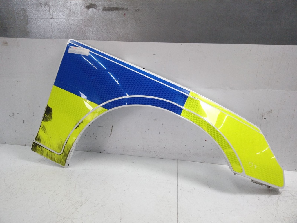 [MTD-499775] Aleta delantera derecha Audi A4 8WC 3.0 TDI V6 DMG DMGA 8W0821092