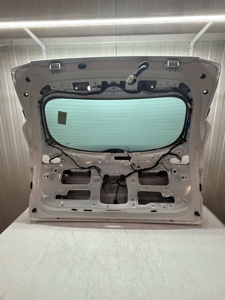 [MTD-500191] Tapa del maletero blanco polar Hyundai Tucson TLE D4HA 73700-D7500