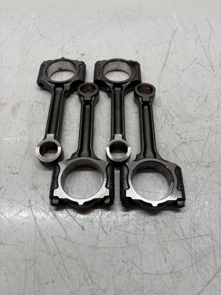 [MTD-451512] Biela Nissan Juke 1.6 DIG-T Nismo MR16DDT