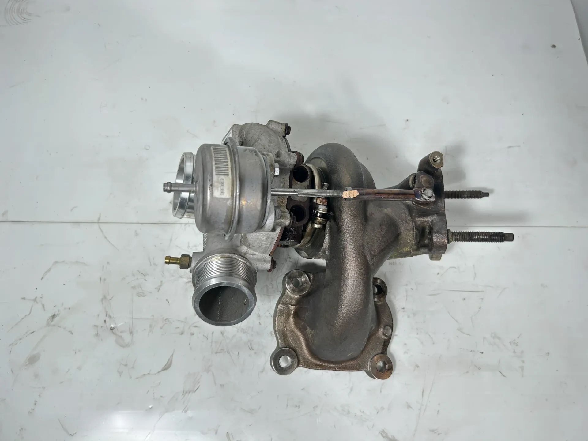 Turbo Ford Mustang 2.3 Ecoboost N48H FR3E-9G438-CC