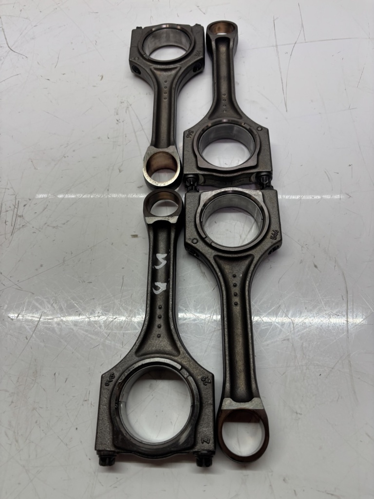 [MTD-450164] 4x Biela para Toyota Avensis 1.6 D4-D 1WW N47C16A N47 13201WA010
